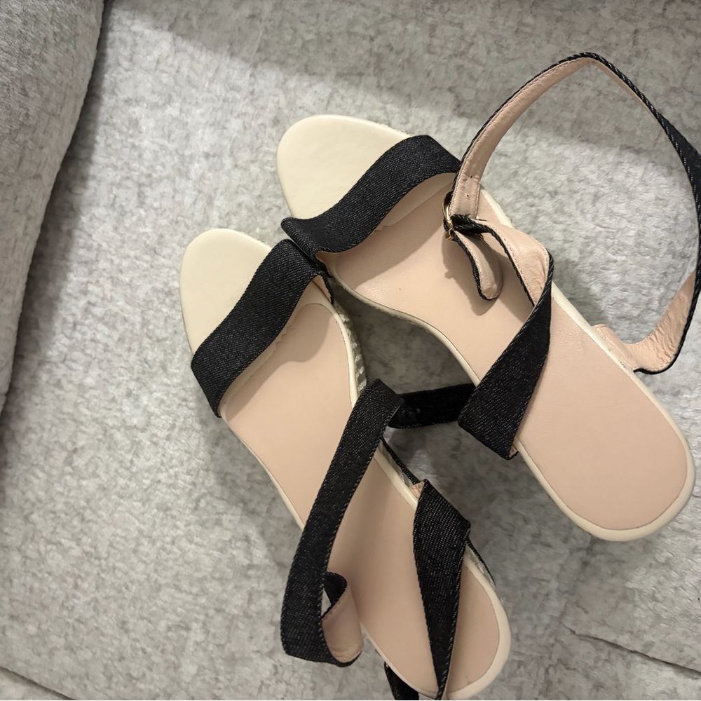Elegant Black and Cream Women's Sandals